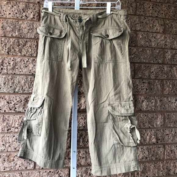 Lucky Brand Pants - Lucky Brand Cropped Cargo Pants EUC | 4/27